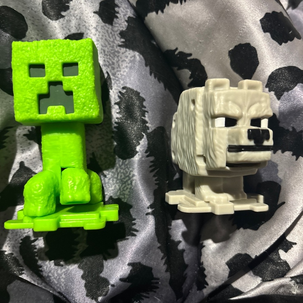 Minecraft Creeper and Wolf Toy Figures - Neon Green & Light Gray